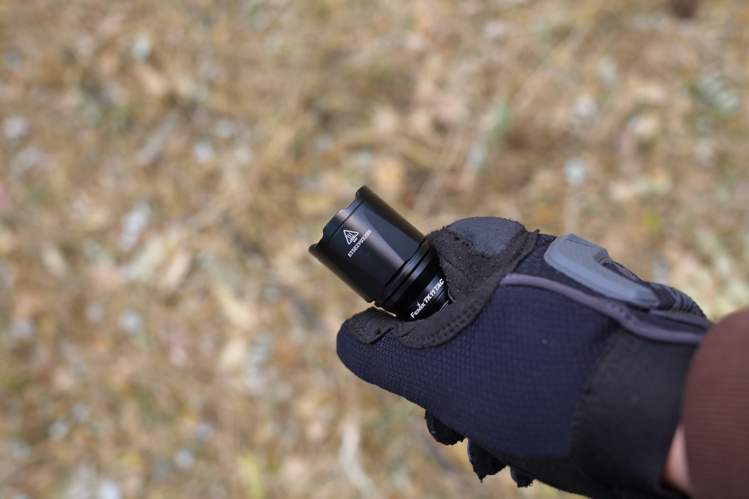 回归操作本质FENIXTK11TAC机械双模式战术电筒评测