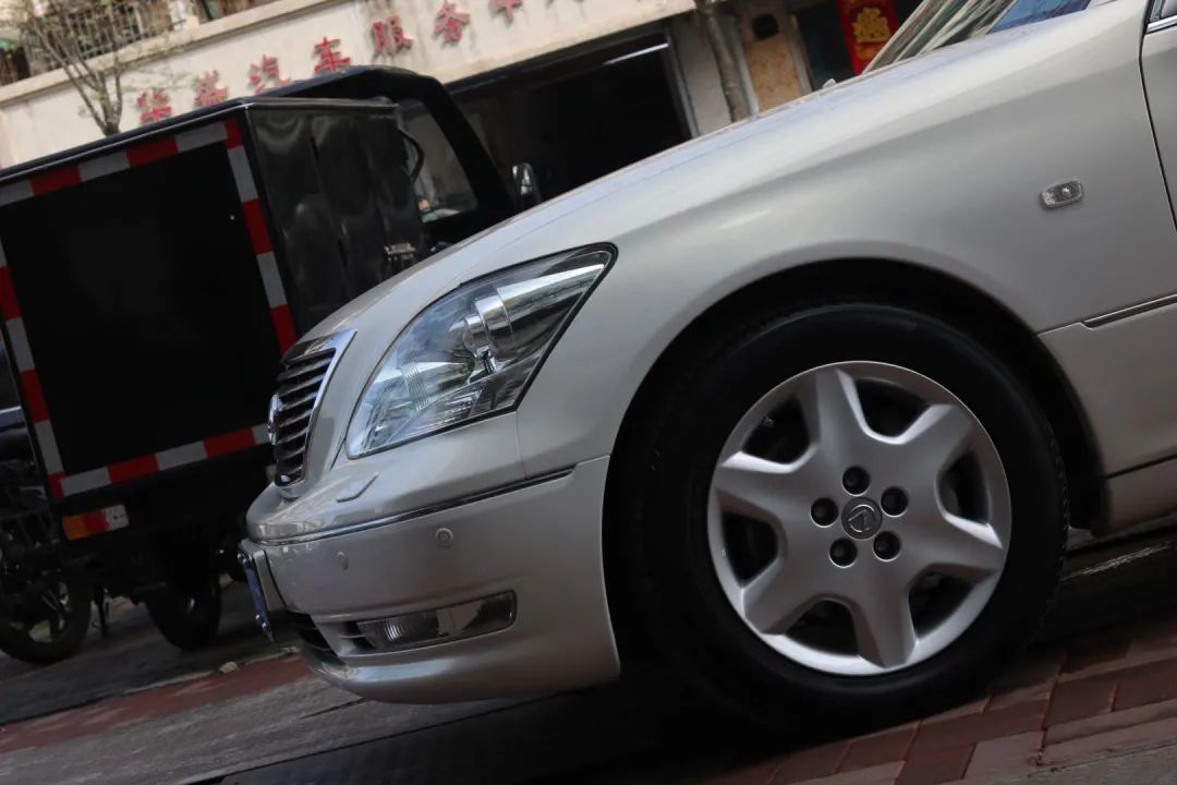 怪兽修车：翻新一辆2005年凌志LS430，当年百万经典车，满血复活