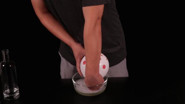 用管道疏通剂和铝箔纸自制氢气球,管道疏通剂做气球