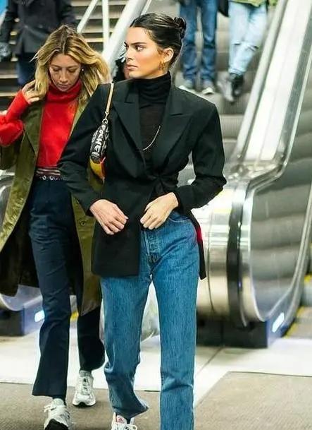 快来get这款潮酷腋下包吧,腋下包轻奢小众lisa