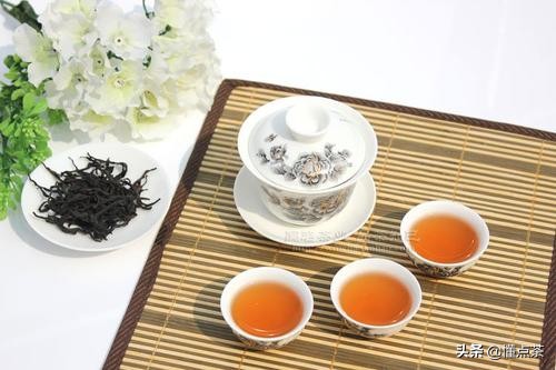 凤凰单枞用什么泥料壶冲泡最好,凤凰单枞盖碗冲泡标准克数