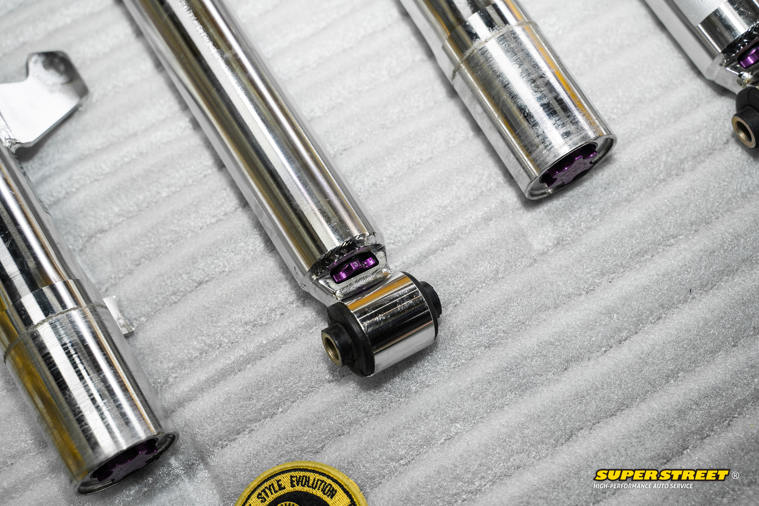 奥迪S3拆掉BILSTEINB16，换上KWV3绞牙避震，只想更舒适。