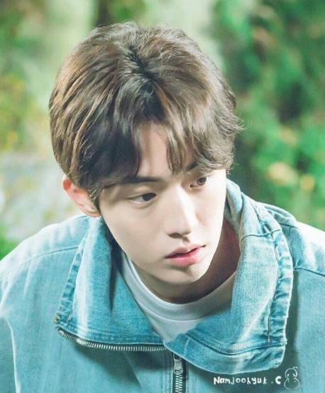 怎样判断一个女生觉得男生帅,怎么判断男生长得帅