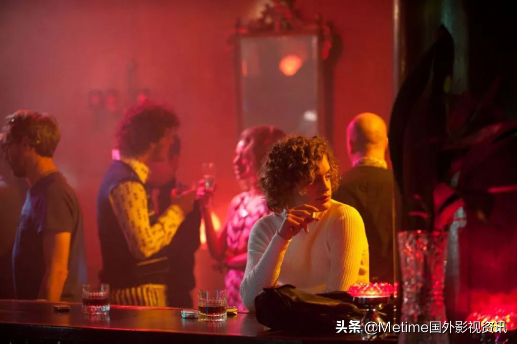 *欲情**疯狂、*社会反**，他美得像梦露却杀人无数