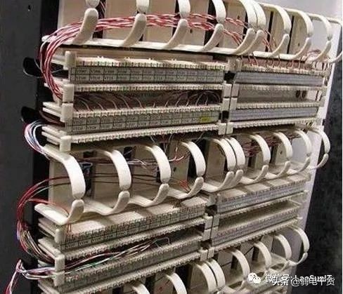 100对110配线架跳线接法,跳线架与配线架的区别