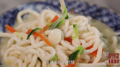 做面条不用油的方法,自制面条不用小麦