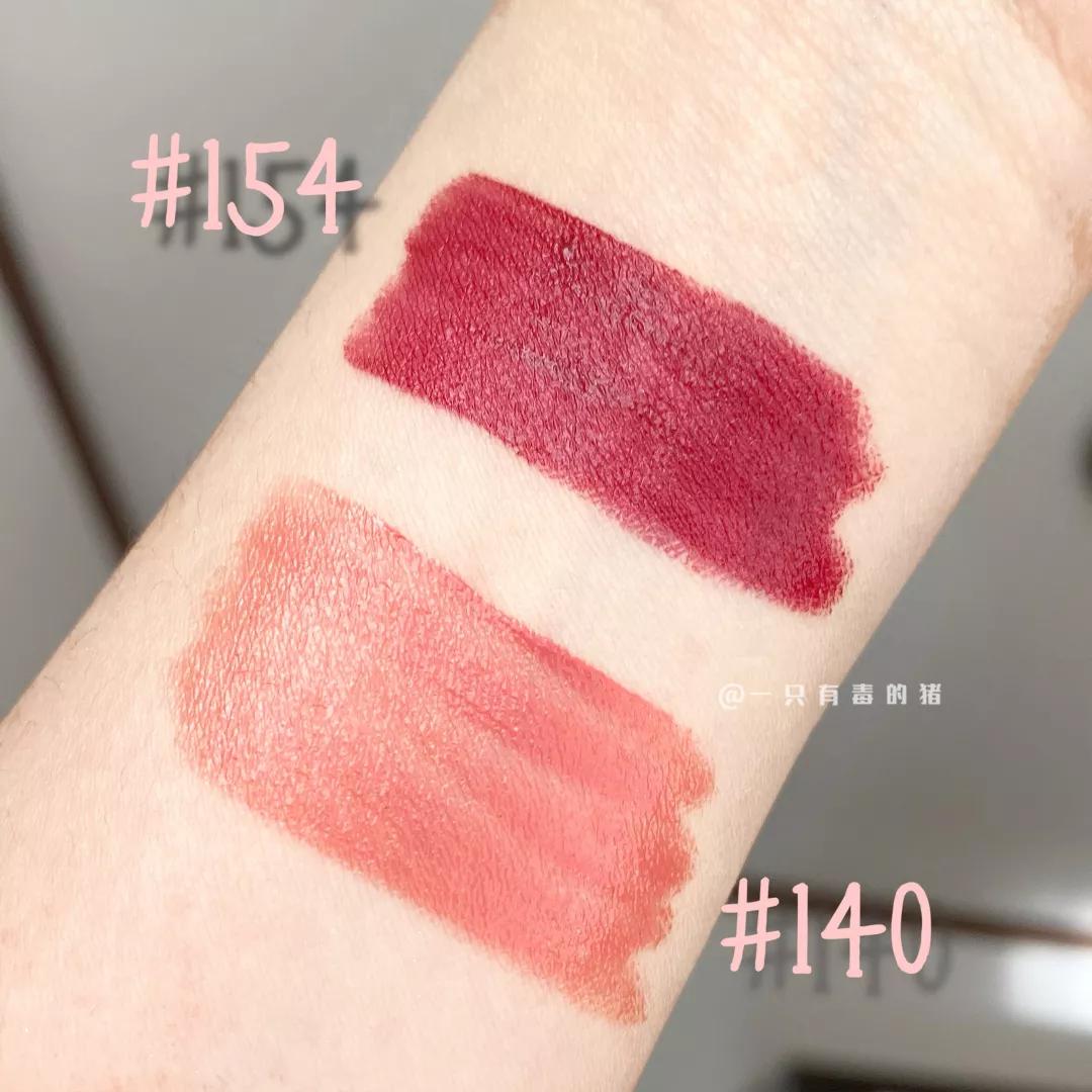 来看看闺蜜的化妆包,姐妹们的化妆包