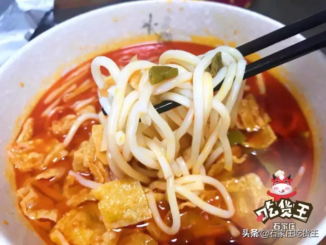 煮螺蛳粉邻居报警,螺蛳粉臭气熏天