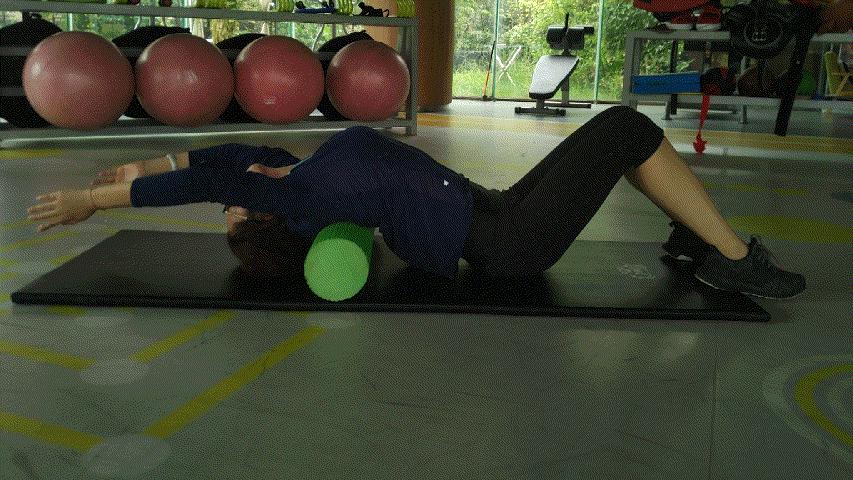 健身房练肩不耸肩的技巧,健身时耸肩挺肚子怎么办