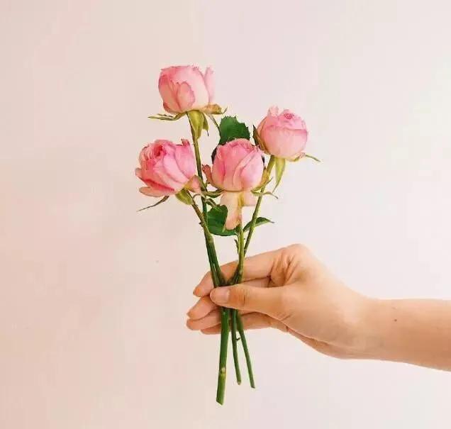 问候情人早安晚安暖心话,跟情人说晚安暖心话的句子