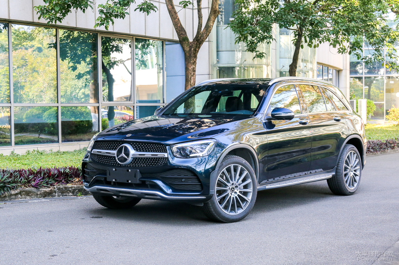 奔驰glc300l动感型第一视角,实拍了解2020款奔驰glc300