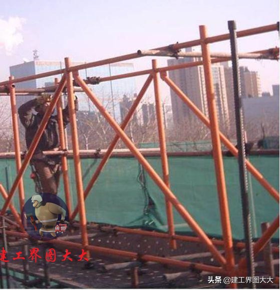 工程建筑爬架,爬架拆除一般得多长时间