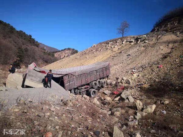 半挂车刹车硬制动效果差是咋回事,半挂车紧急刹车措施有哪些