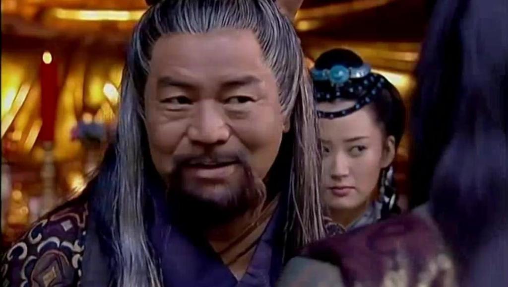 任我行跟左冷禅交手过几次,左冷禅武功为什么比其他掌门高