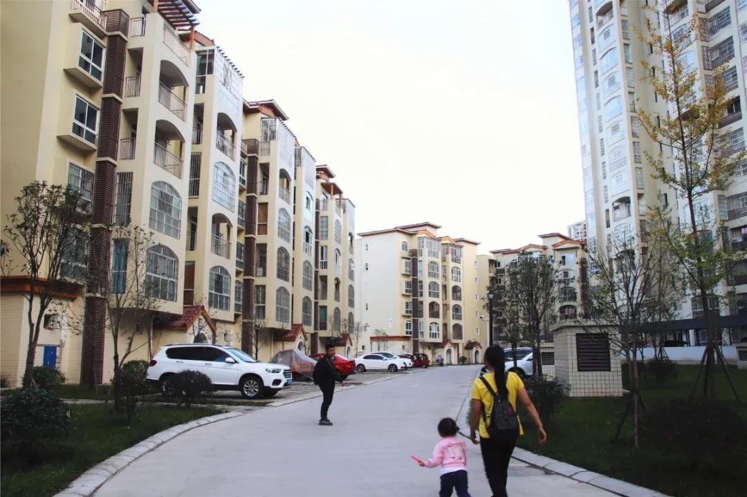 白果果岭尚景安置房户型,金堂白果果岭尚景和光辉水岸