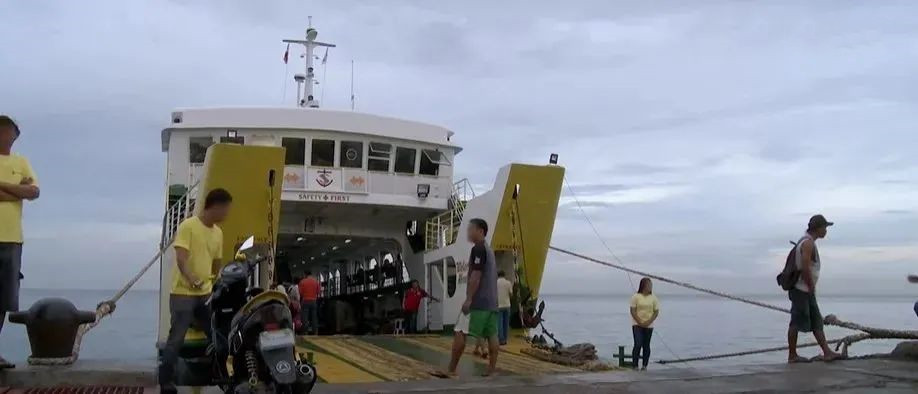 *交性**易，枪支贩卖，巨额赌博，这片揭开全球最危险交易场所内幕