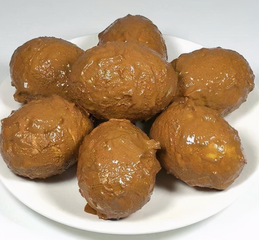 咸蛋黄处理月饼,咸蛋黄做月饼前要怎么处理