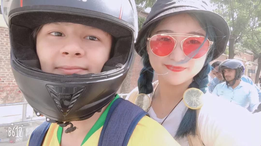 这个微笑国度，见人就夸漂亮，300元就能在天空滑翔