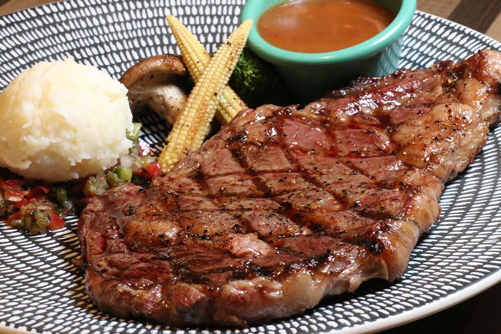 牛排很容易老怎么办,牛排怎样才能简单又软又嫩又好吃