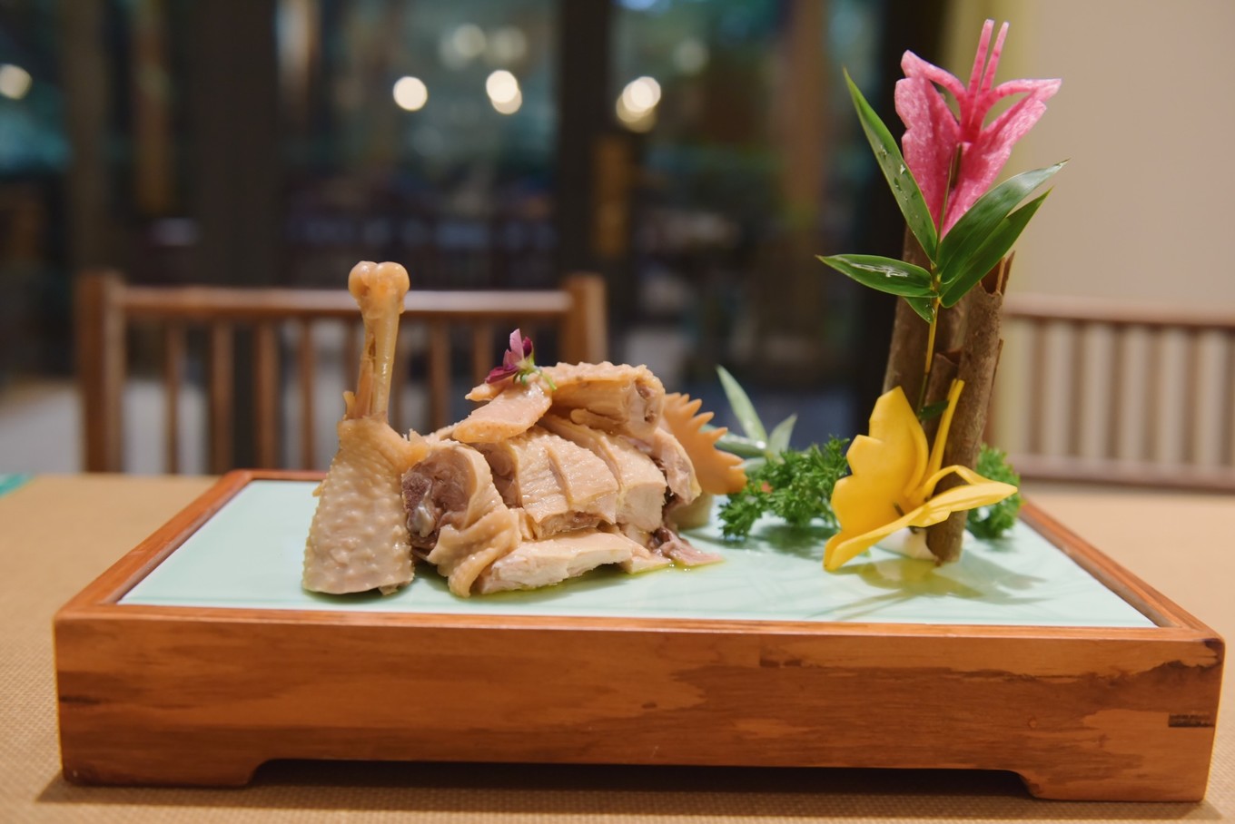 绿色世界花的海洋，在十里芳菲宠爱自己的24小时