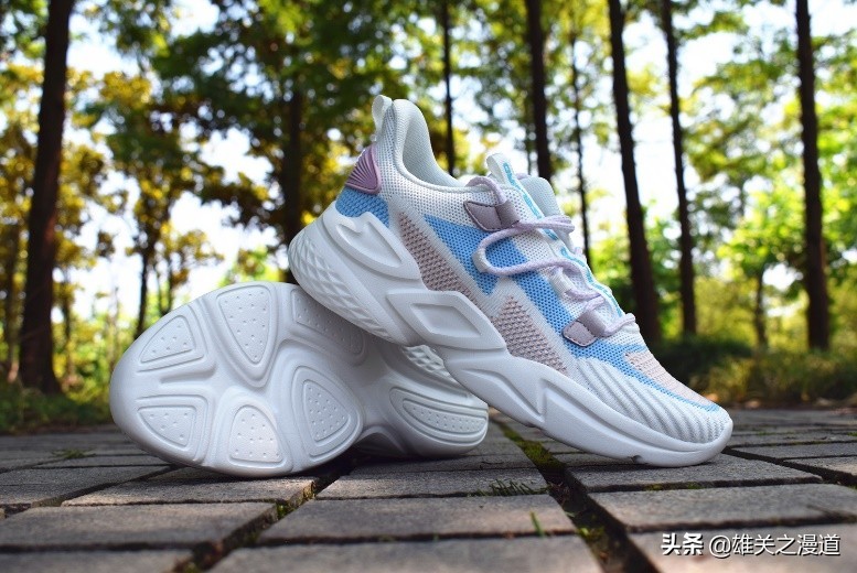 便宜又好的户外服装,夏天户外服装哪个牌子好