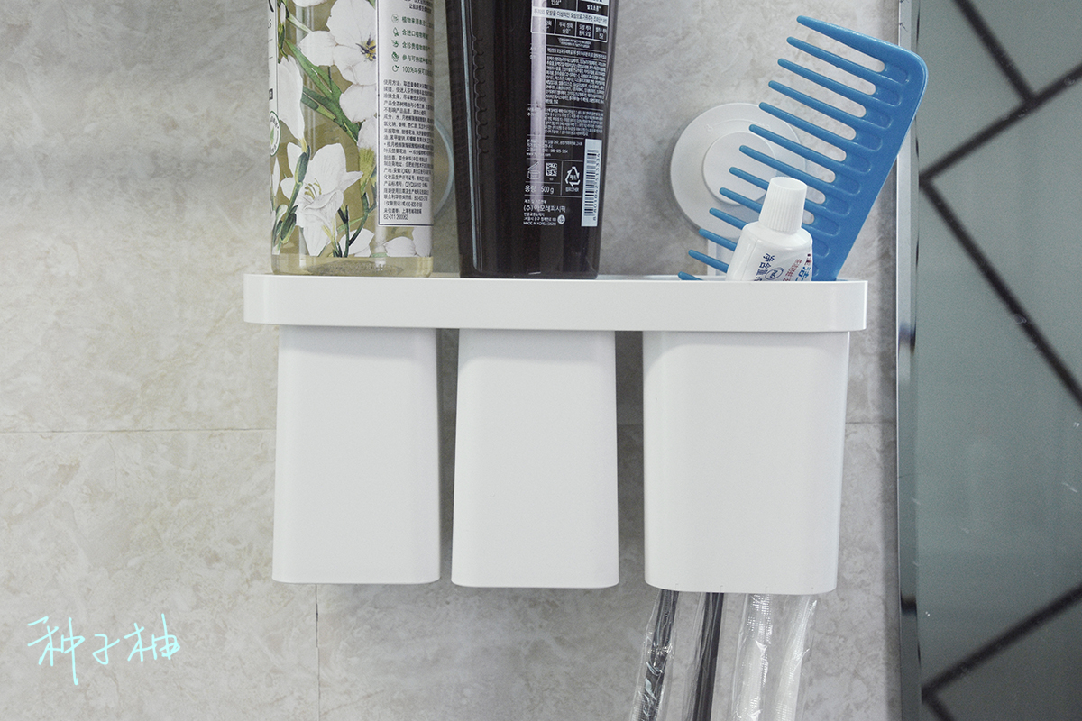 倒吸式漱口杯,消毒牙刷置物架倒吸式漱口杯