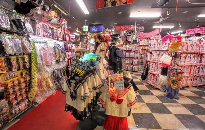 秋叶原游览指南,秋叶原一条街攻略