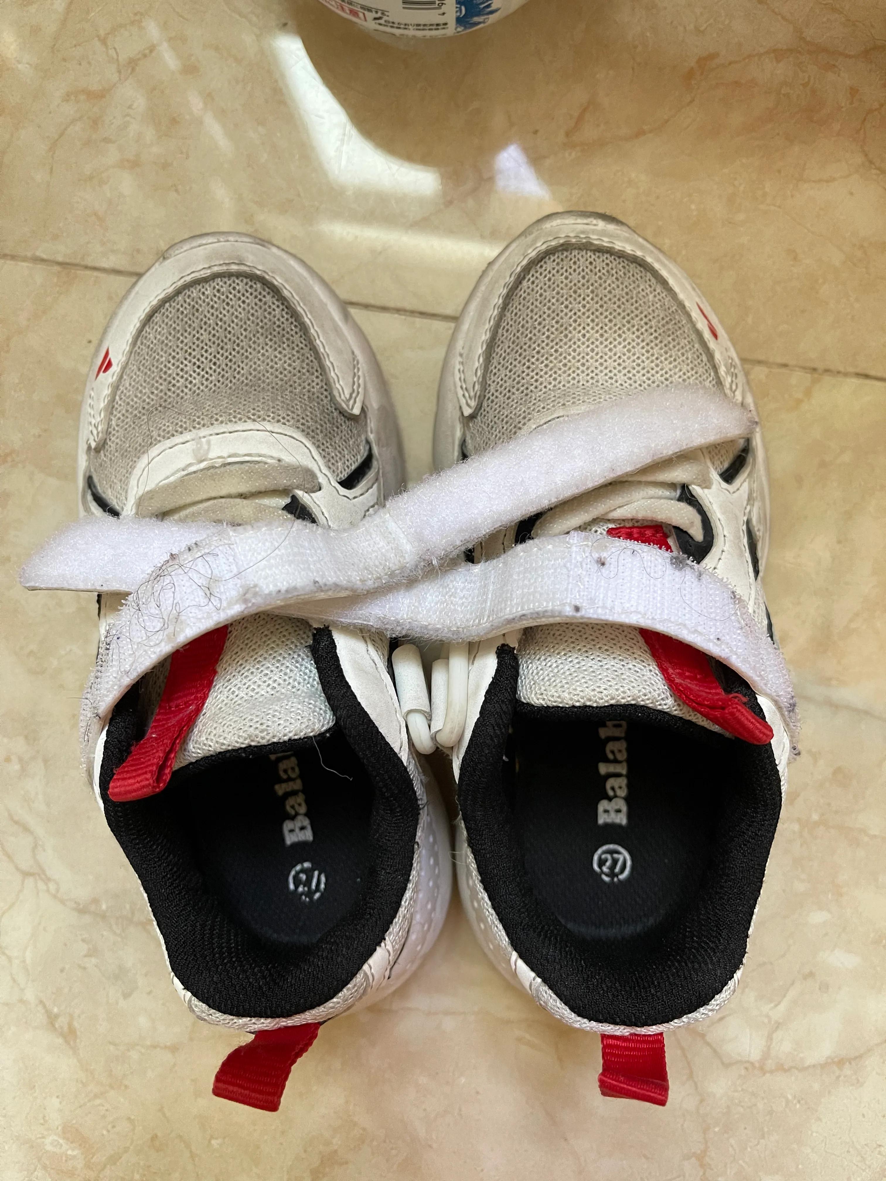 网面鞋上的顽固污渍怎么清洗,网面鞋脏污如何去除