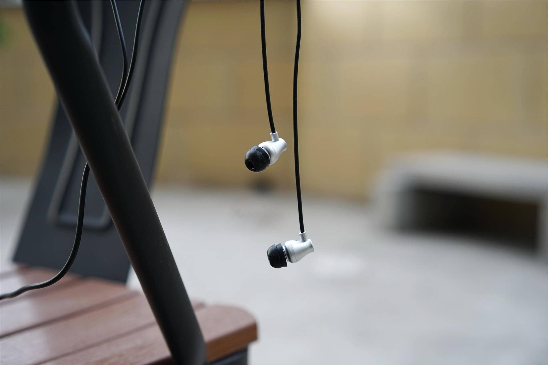 re800耳机金版与银版区别,re800耳塞评测