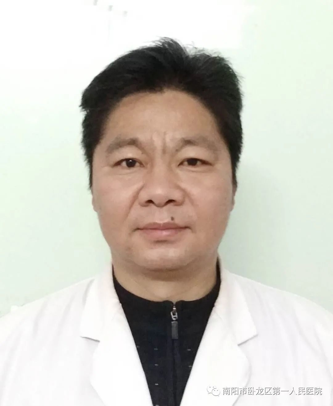 患者感恩送锦旗医患温情胜春朝,医患情谊锦旗