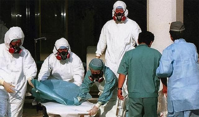 被核辐射后的人真实抢救视频,遭核辐射后强行救治83天图片