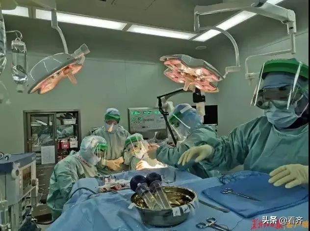 【齐齐哈尔关注】ICU清零的35天！生死竞速中的省新冠肺炎重症救治中心