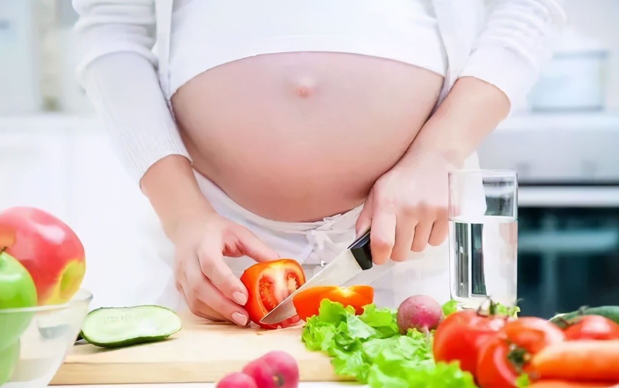 女人孕育分娩过程中，有哪些看似小事但实则很危险的情况？