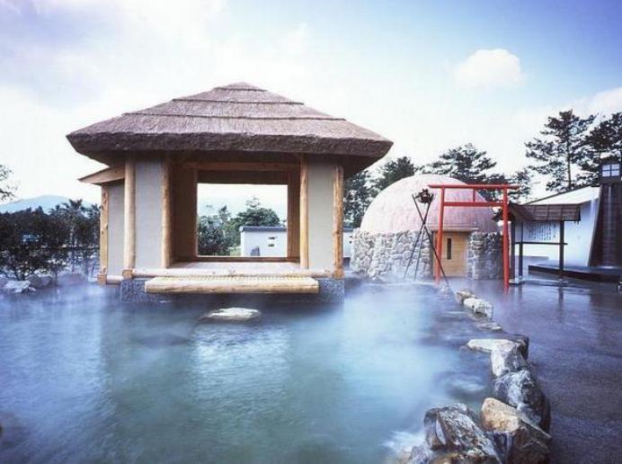 长期温泉游泳的关注事项,冬季泡室外温泉关注事项