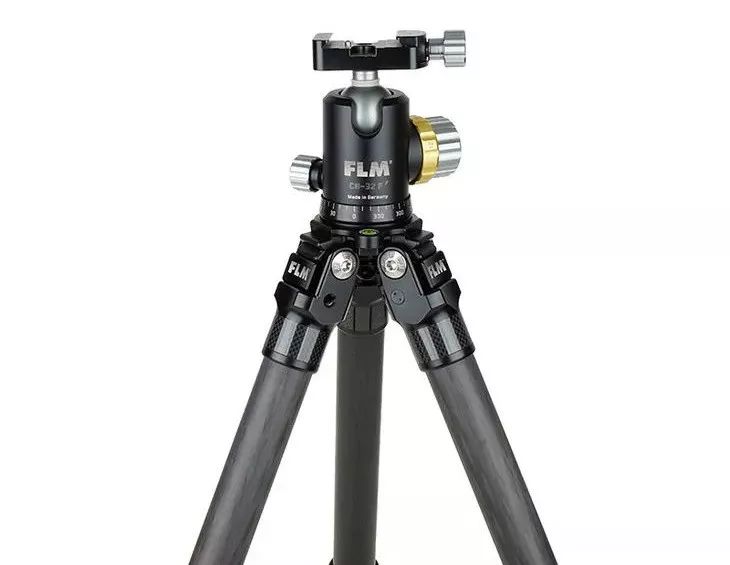 花3000元买一个手机需要多少钱,花3000块买一个手机算贵吗