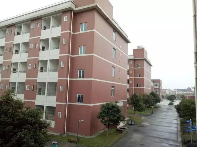 成都卫校排行榜,成都最好卫校排名前十