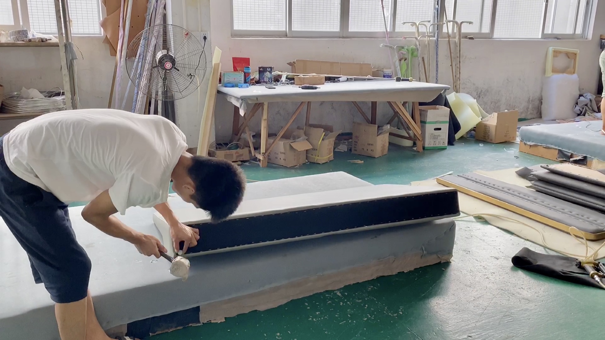 家具生产基地在哪里,现场实拍工厂