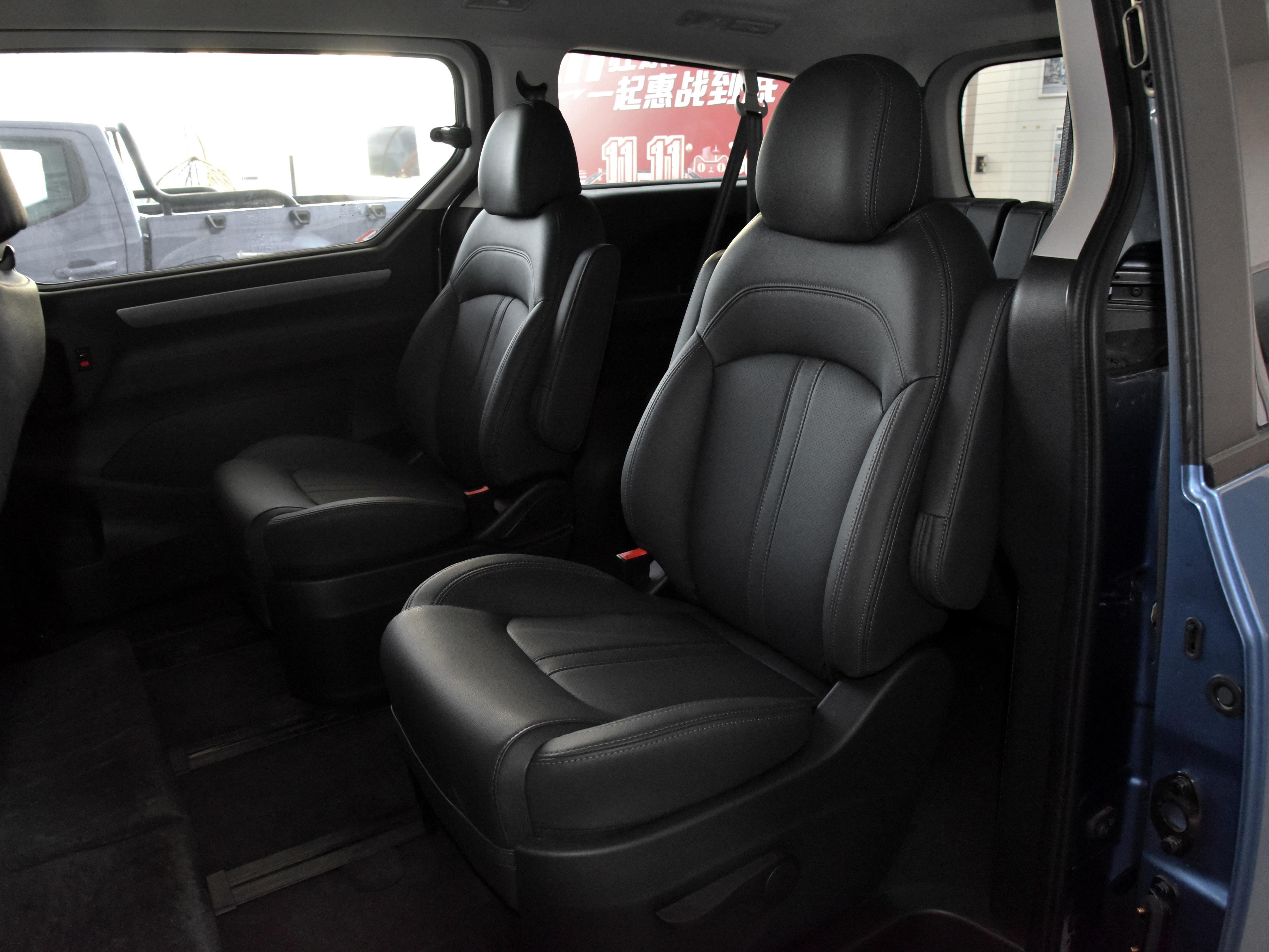 上汽大通maxusg50紧凑型mpv1.5t,上汽大通maxusg10和gl8对比