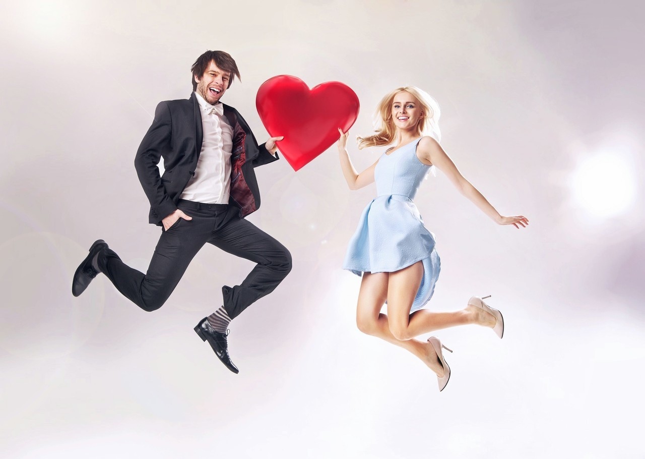 女孩恋上已婚男怀孕后被残忍抛弃,已婚男爱上年轻姑娘意外怀孕