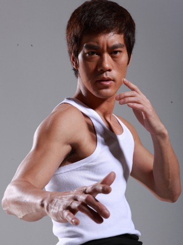 和周星驰吵架的明星,和周星驰公开骂战的明星