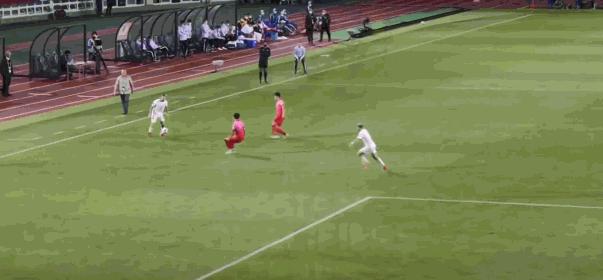 孙兴慜助攻黄喜灿绝杀韩国人表情,韩国黄喜灿2024亚洲杯