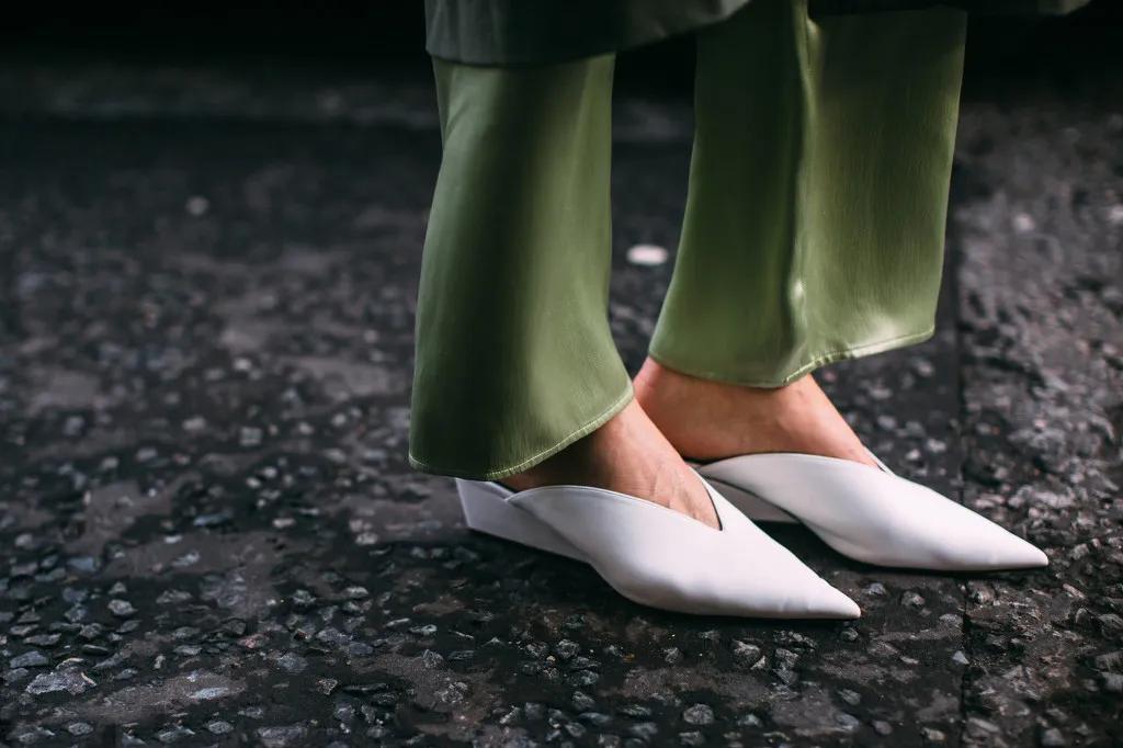 凉鞋危险,凉鞋的缺点