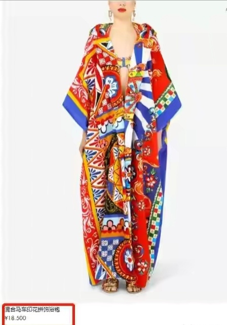 因穿辱华品牌衣服，莫文蔚本人道歉后，为何仍有网友不买账？