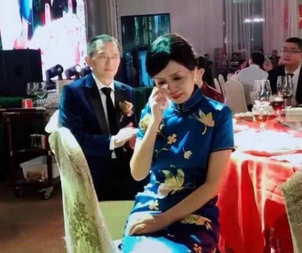 最火的母亲在女儿的婚礼现场致辞,女儿结婚了妈妈婚礼致辞怎么说