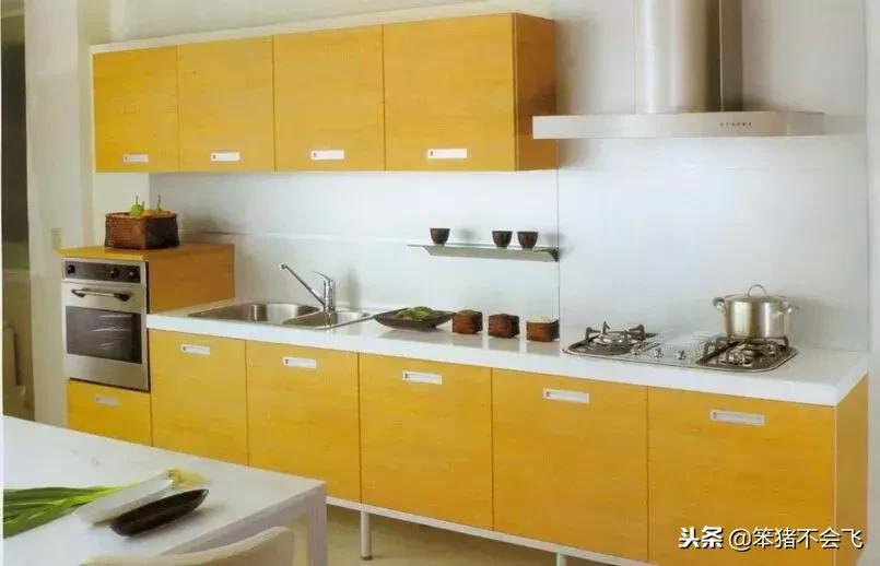 厨房台面下龙骨用什么材质的好,万科精装房厨房台面是什么材质