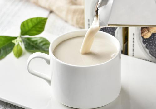 胃溃疡出血拉黑便饮食怎么调养,又是胃溃疡又是糖尿病怎么调养