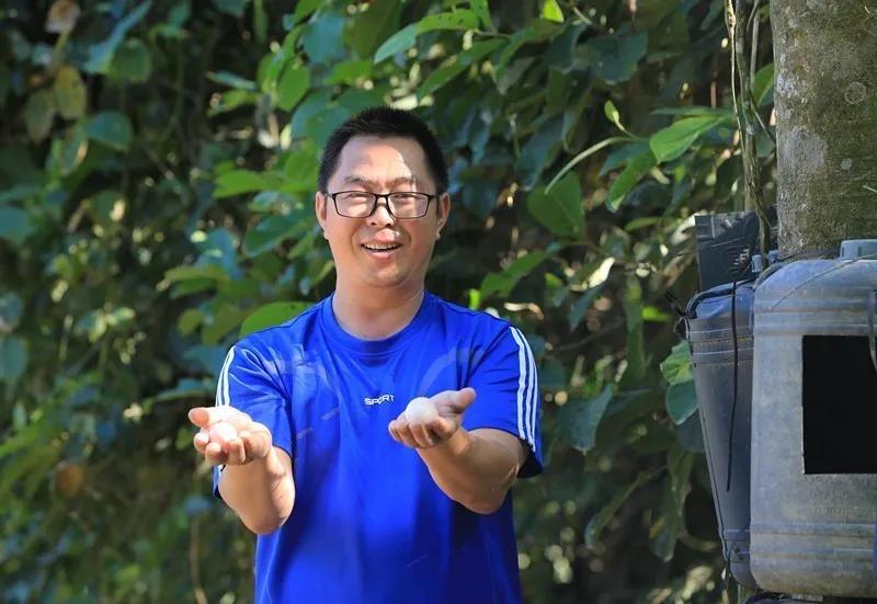 喻文波的传奇人生,喻文波彩虹岛