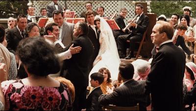 床上的马头是真的假的？桑尼挨了多少枪？好莱坞经典「教父」解密