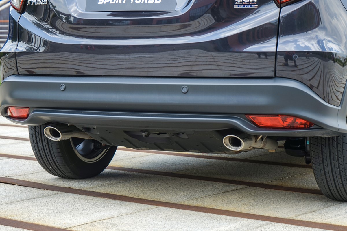 本田缤智羽翼大灯泡怎么更换,广汽本田缤智1.5t发动机型号