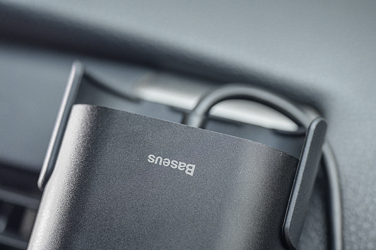 车载点烟插头改usb,倍思一拖三车载点烟器